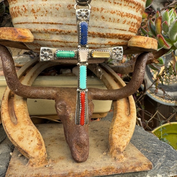 VINTAGE PAWN ERA ZUNI CROSS NECKLACE - Picture 6 of 8
